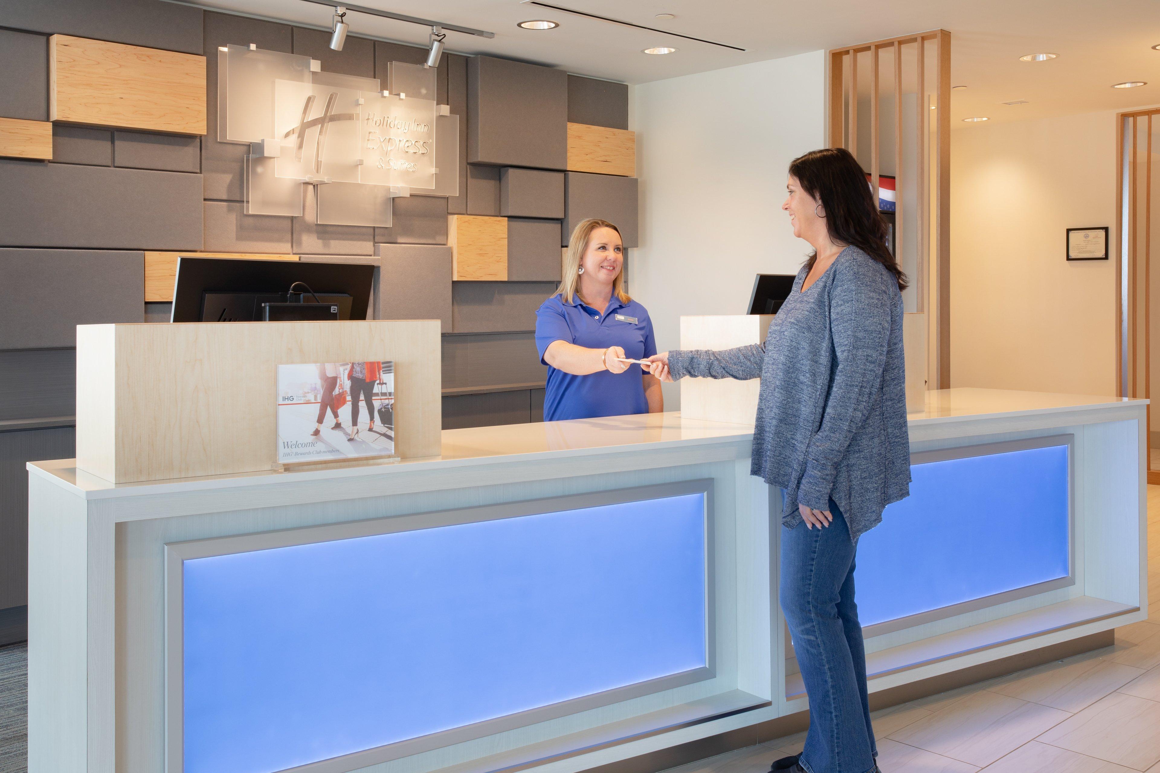 Holiday Inn Express & Suites - Ely By Ihg Ngoại thất bức ảnh